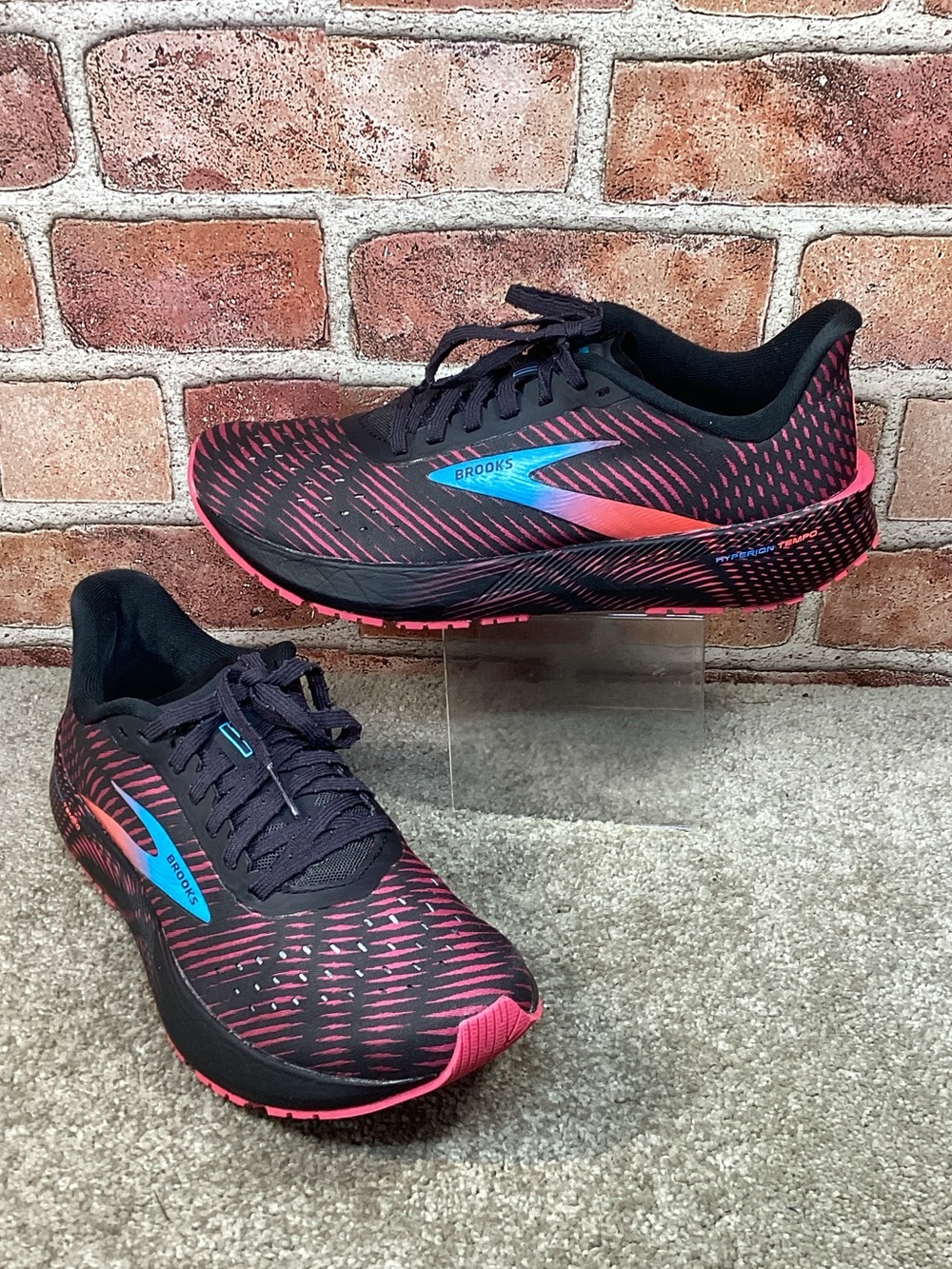Brooks Hyperion Tempo women’s lightweight running shoes sneakers size 8